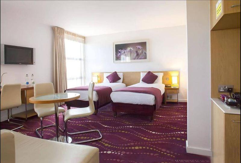 Louis Fitzgerald Hotel Clondalkin Room photo